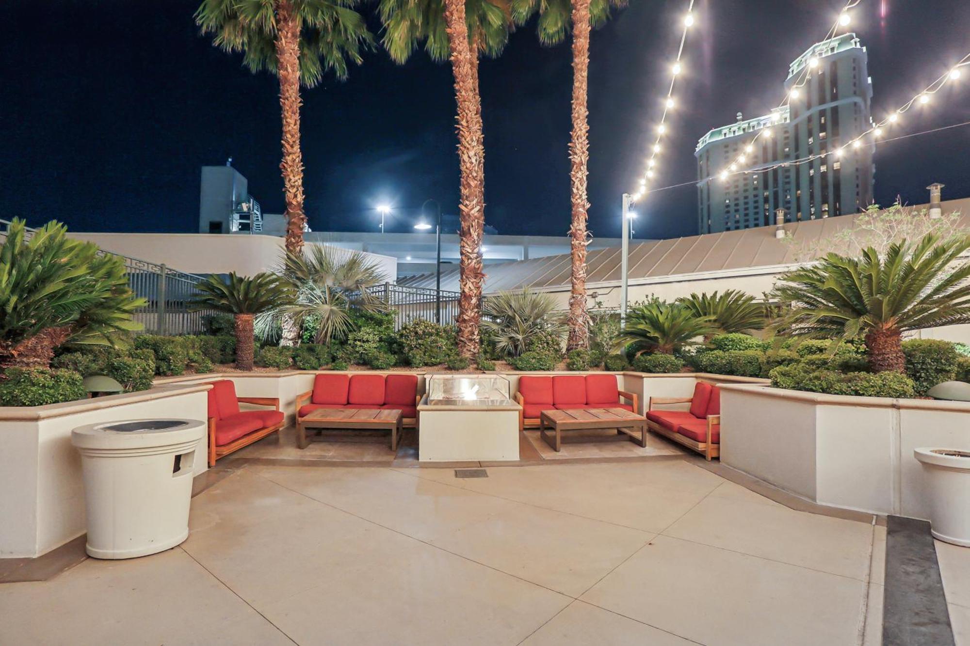 Mgm Signature Deluxe Balcony Strip View Suite Λας Βέγκας Εξωτερικό φωτογραφία